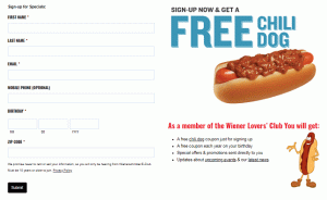 Wienerschnitzel dzimšanas dienas bezmaksas dāvanu apskats: bezmaksas kukurūzas suns