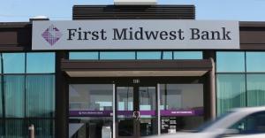 Esimene Midwest Bank'i ärikontrolli boonus: $ 500 edendamine (IL, IN, IA) *filiaalis *