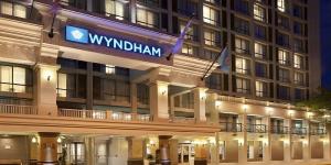 Wyndham Rewards Earner Plus -kort 45 000 bonuspoeng
