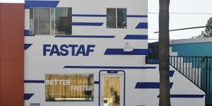 FastAF.com 2-tunnised kohaletoimetamise soodustused: 20 dollarit esimeselt tellimuselt ja andke 20 dollarit, saate 20 dollari viiteid (LA, San Fran, NYC)