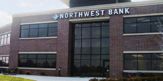عرض Northwest Bank
