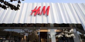 Promocije H&M: Pridobite 10 USD pri 100 USD+ nakupu eGift kartice, dobite 10% popusta pri prvem nakupu z včlanitvijo v H&M itd.