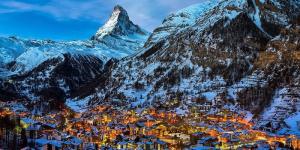 10 עיירות הסקי הטובות ביותר בארצות הברית + מימוש נקודות לטיסות