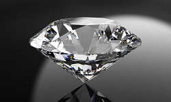 Hva er den gjennomsnittlige diamanten på forlovelsesringen?