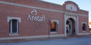 Anstaff Bank Review: Csekk, megtakarítás, pénzpiac, CD -k