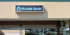 Análise do Glacier Bank: conta corrente, poupança, contas do mercado monetário