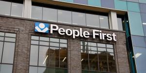 People First federālās krājaizdevu sabiedrības akcijas: 200 USD pārbaudes bonuss (PA)