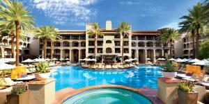 Promosi Fairmont Hotels Resorts: Dapatkan Bonus 20% dengan Pembelian Kartu Hadiah pada 5/5 (2-5 sore ET), Dll