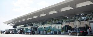 Prioritetna propusnica dodaje Bar Symon zračnoj luci CLE