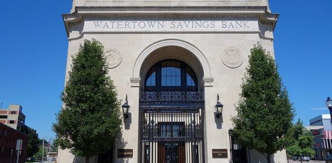 Bonusul de verificare a băncii de economii Watertown